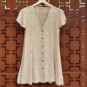 Women’s Button-Down Abstract Dot Dress